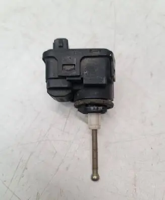 Audi A6 S6 C4 4A Headlight level adjustment motor 00728210