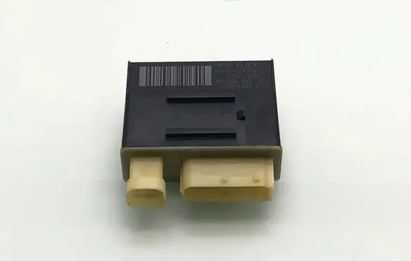 Citroen C4 Grand Picasso Coolant fan relay 9801916680
