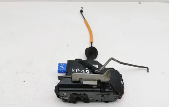Audi A8 S8 D3 4E Front door lock 4E2837015
