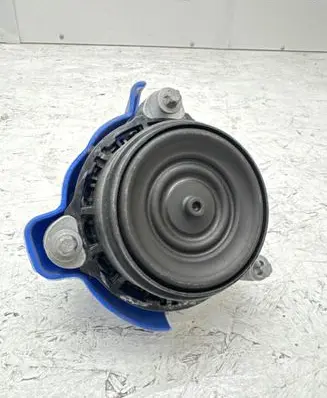 BMW M4 G82 G83 Engine mount bracket 9503432