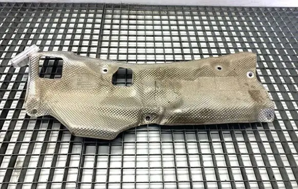 Audi Q8 Exhaust heat shield 4M0825662J