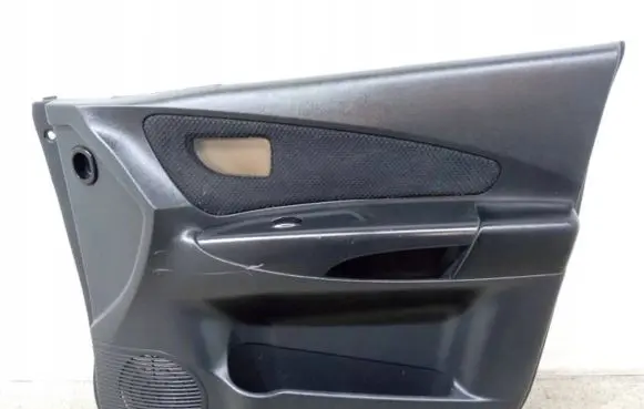 Hyundai Tucson JM Front door card panel trim 82320-2E00