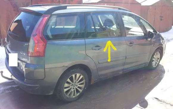 Citroen C4 Grand Picasso Rear door window glass AS2 rear-right