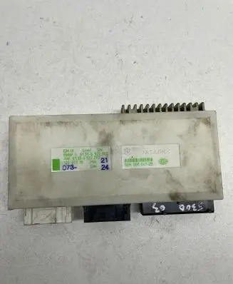BMW 5 E39 Comfort/convenience module 6922152 5DK00704729 6922273
