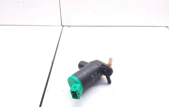 Peugeot 206 Windscreen/windshield washer pump 90095