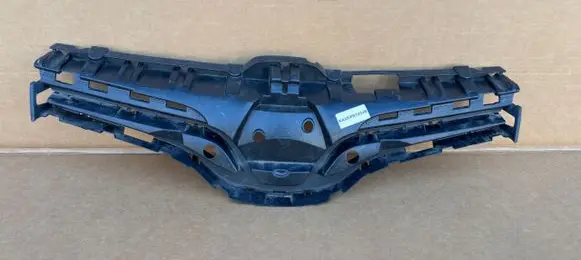 Renault Kangoo II Front grill 623101381R