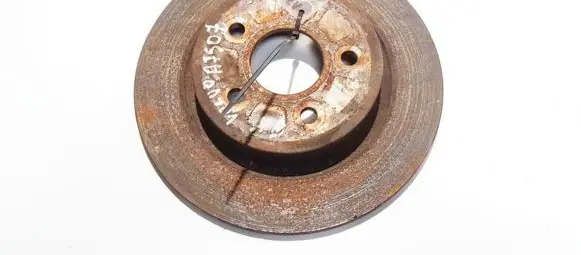 Volvo V50 Rear brake disc neventiliuojamas