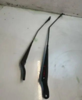 Peugeot 207 Front wiper blade arm 231312