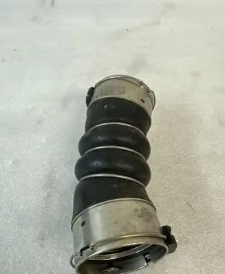 BMW 4 F36 Gran coupe Intercooler hose/pipe 8513450