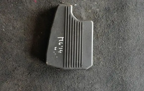 Mazda 6 Fuse box cover KD4566760