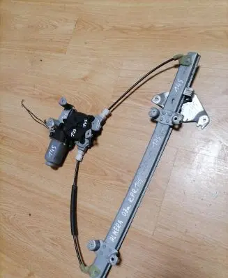 Nissan Almera Tino Front door window regulator with motor 400601 114725