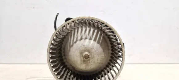 Mitsubishi Galant Heater fan/blower 194000