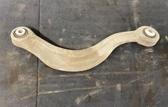 Audi Q7 4M Rear control arm 4M0505371