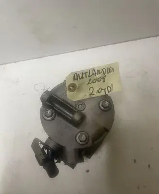 Mitsubishi Outlander Air conditioning (A/C) compressor (pump) 7813A068