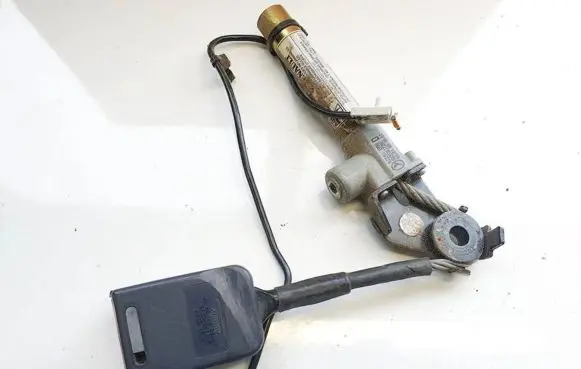 Renault Espace III Front seatbelt buckle e501196ac42 7515107