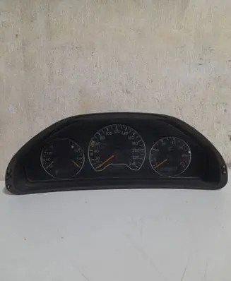 Mercedes-Benz CLK A208 C208 Speedometer (instrument cluster) 2085401911 84570396