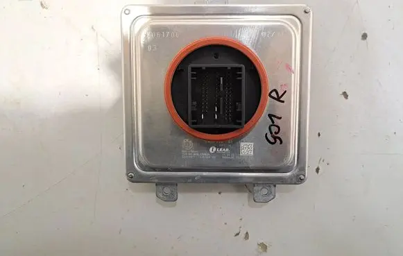 BMW X3 G01 LED ballast control module 5A0AFC0 9850445