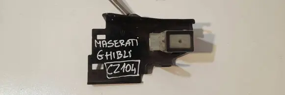 Maserati Ghibli Rear air suspension level height sensor 89089884
