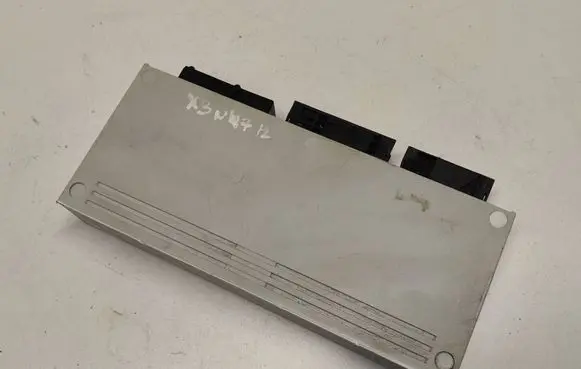 BMW X3 E83 Comfort/convenience module 9161931 57762110 61359161931
