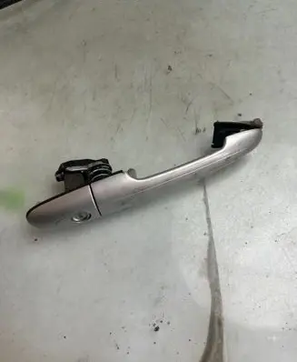 Mercedes-Benz Vito Viano W639 Front door exterior handle 5345