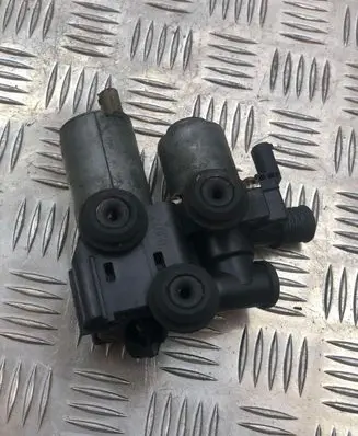BMW 3 E46 Coolant heater control valve 836980