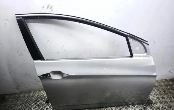 Hyundai i40 Front door
