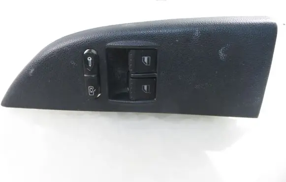 Skoda Fabia Mk1 (6Y) Electric window control switch 37SKV002