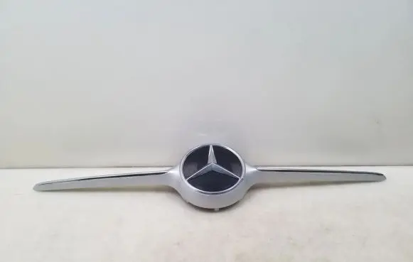 Mercedes-Benz CLS W257 Front grill A2578851300
