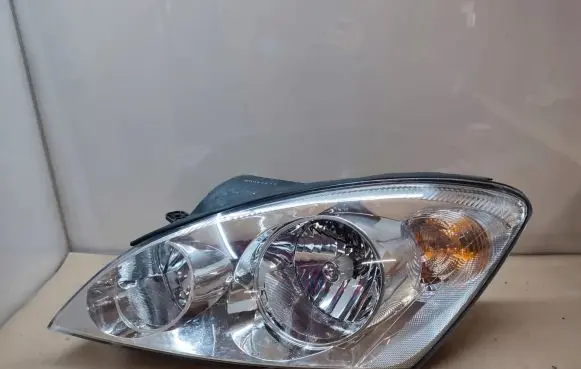 KIA Ceed Headlight/headlamp