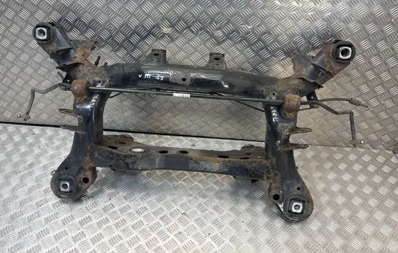 BMW 3 E90 E91 Rear subframe 33316783714