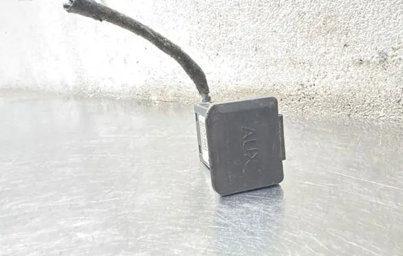 Opel Meriva A AUX in-socket connector 13339483 NAL810084959