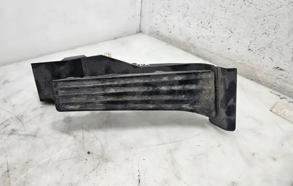 BMW X5 E53 Accelerator throttle pedal