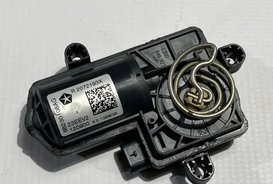 Dodge Challenger Electric throttle body valve 68230108AG