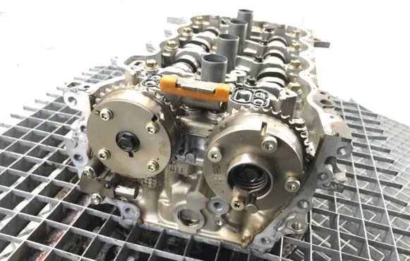 Toyota Yaris Engine head 1NR