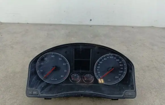 Volkswagen Jetta V Speedometer (instrument cluster) 1K0920862JV0004000