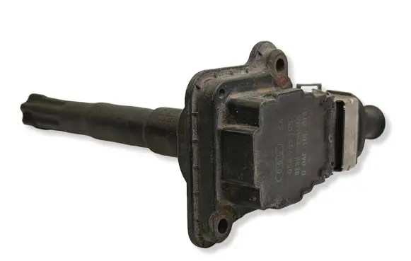 Audi A4 S4 B6 8E 8H High voltage ignition coil 058905105 0040100013 077905447A