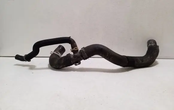 Nissan Navara D23 Engine coolant pipe/hose