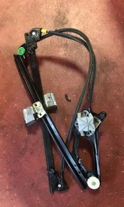 Volkswagen Sharan Front door manual window regulator 7m0837402l