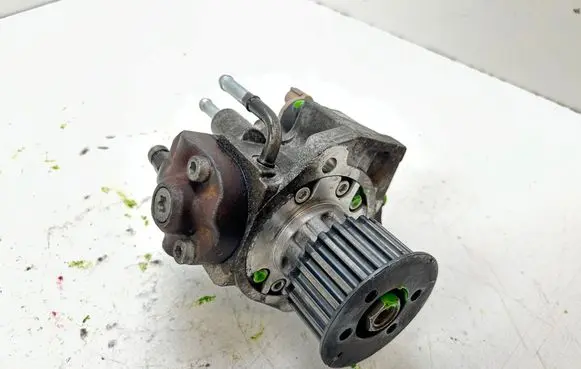 Mazda 5 Fuel injection high pressure pump 2940000420 RF7J13800A