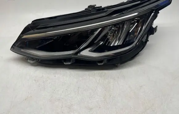 Volkswagen Golf VIII Headlight/headlamp 5H1941005