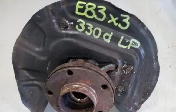 BMW X3 E83 Rear wheel hub