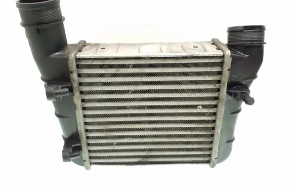 Audi A4 S4 B7 8E 8H Intercooler radiator 8E0145805S