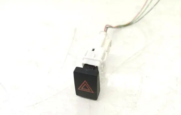 Nissan Qashqai Hazard light switch
