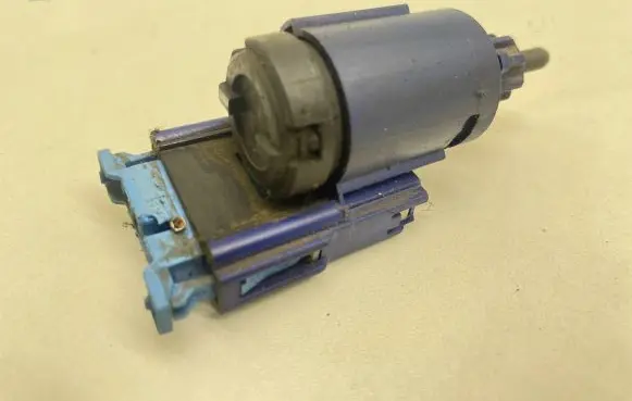 Clutch pedal sensor