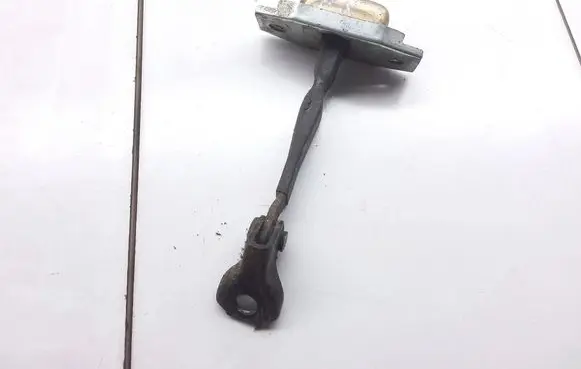 Toyota Yaris Front door check strap stopper