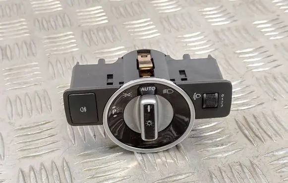 Mercedes-Benz C W204 Light switch