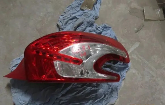 Peugeot 208 Rear/tail lights 07022025