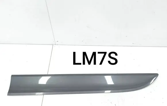 Porsche Macan (95B) Front door trim (molding) 95B837889G