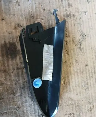 Renault Clio V Other rear door trim element 822754533R