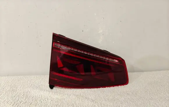 Volkswagen PASSAT B8 Rear/tail lights 3G9945307N 81880141